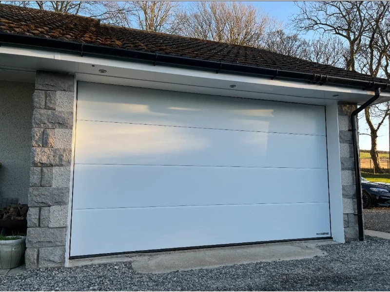 Emergency Garage Door Repair in Alvin, TX – white sectional garage door (exterior)